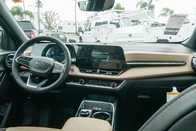 new 2026 Chevrolet Equinox car, priced at $39,610