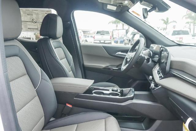new 2026 Chevrolet Equinox car, priced at $32,540