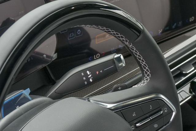 new 2025 Chevrolet Traverse car, priced at $59,355