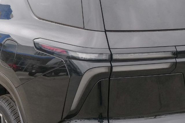 new 2025 Chevrolet Traverse car, priced at $59,355