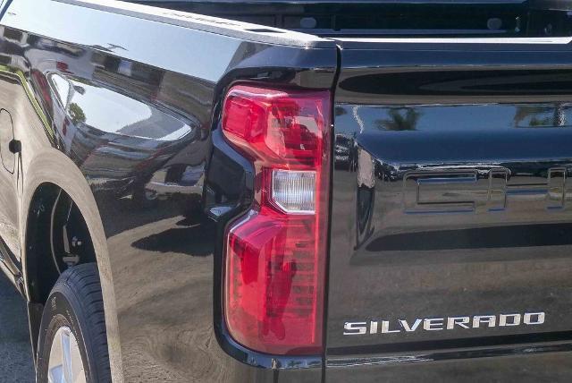 new 2026 Chevrolet Silverado 1500 car, priced at $40,290