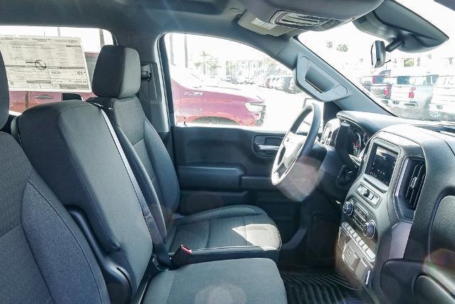new 2025 Chevrolet Silverado 1500 car, priced at $43,140