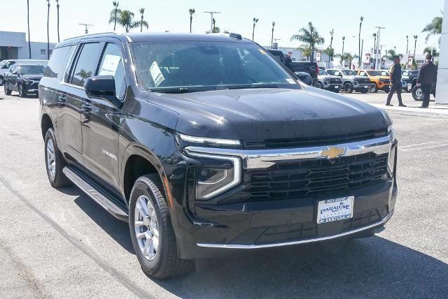 new 2025 Chevrolet Suburban car, priced at $64,690