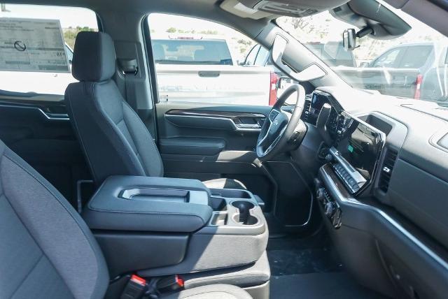 new 2025 Chevrolet Silverado 1500 car, priced at $49,690
