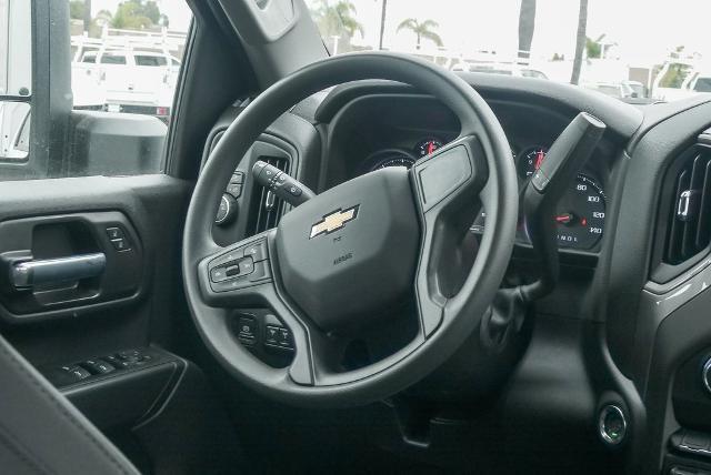 new 2025 Chevrolet Silverado 3500 car, priced at $62,318