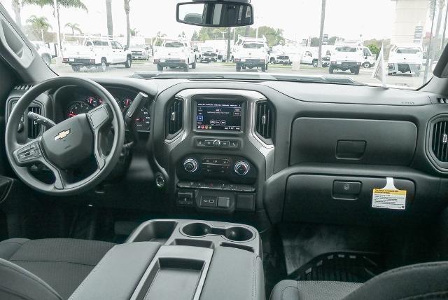 new 2025 Chevrolet Silverado 3500 car, priced at $62,318