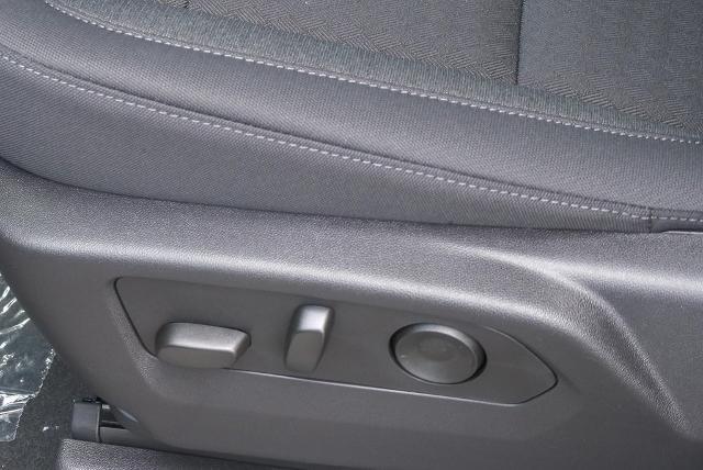 new 2025 Chevrolet Silverado 1500 car, priced at $43,140
