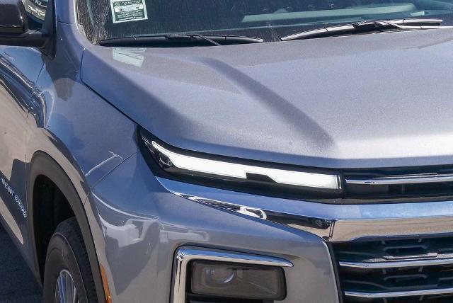 new 2026 Chevrolet Traverse car, priced at $45,345
