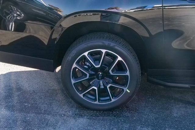 new 2026 Chevrolet Suburban car, priced at $79,720