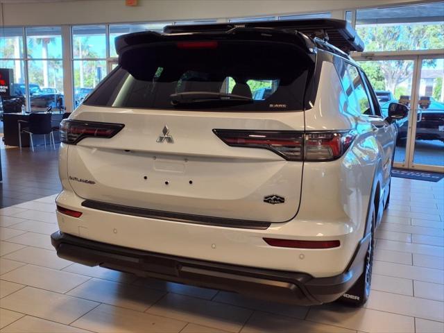 new 2025 Mitsubishi Outlander car, priced at $42,932