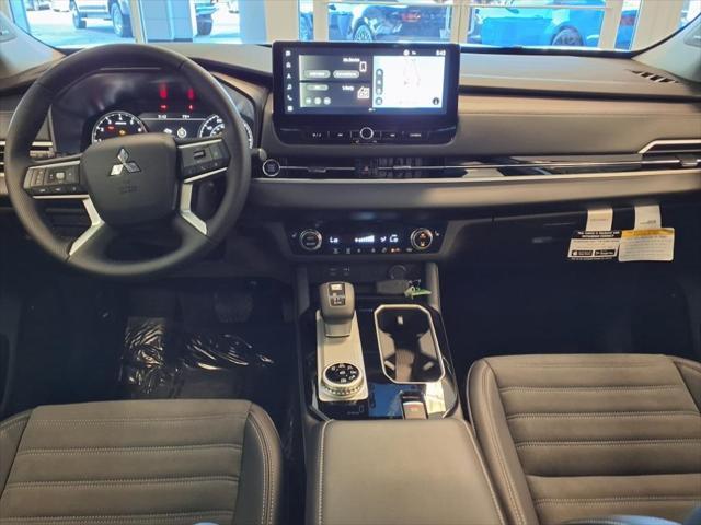new 2025 Mitsubishi Outlander car, priced at $42,932