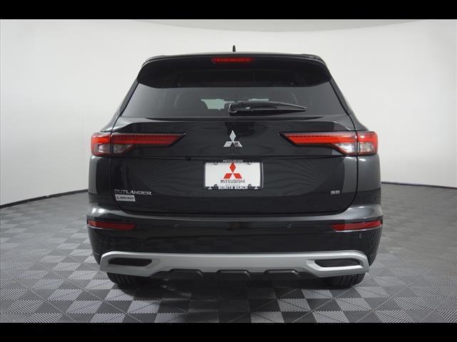 new 2024 Mitsubishi Outlander car, priced at $30,348