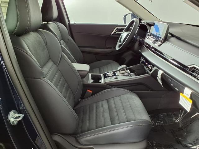 new 2025 Mitsubishi Outlander PHEV car, priced at $38,755