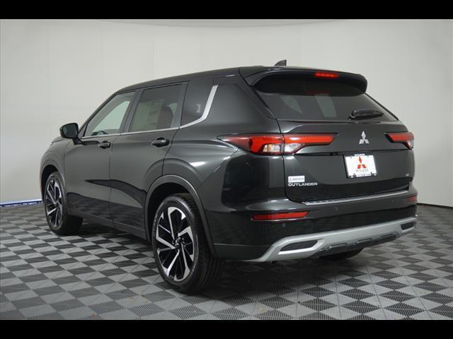 new 2024 Mitsubishi Outlander car, priced at $29,410