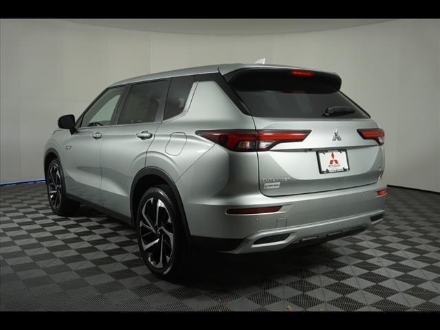 new 2025 Mitsubishi Outlander PHEV car