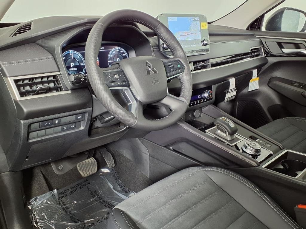 new 2025 Mitsubishi Outlander PHEV car, priced at $38,936