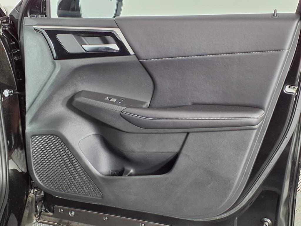 new 2025 Mitsubishi Outlander PHEV car, priced at $38,936