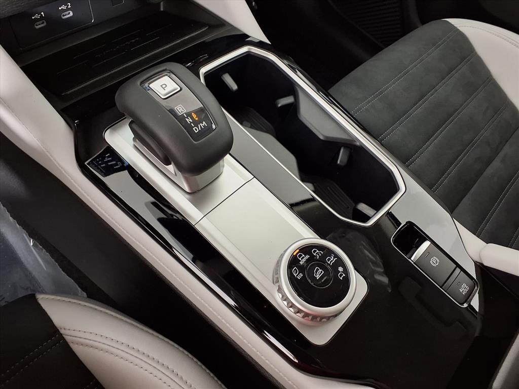 new 2025 Mitsubishi Outlander car, priced at $33,235