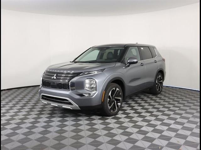 new 2024 Mitsubishi Outlander car, priced at $28,010