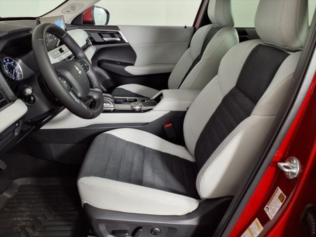 new 2025 Mitsubishi Outlander car, priced at $33,232