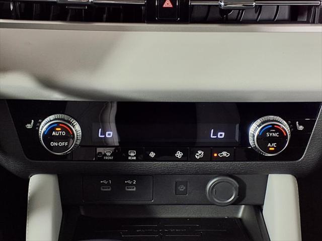 new 2025 Mitsubishi Outlander car, priced at $33,232