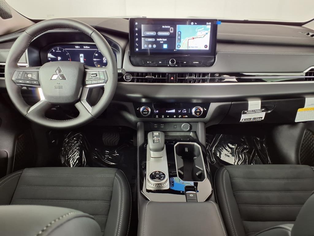 new 2025 Mitsubishi Outlander car, priced at $33,800