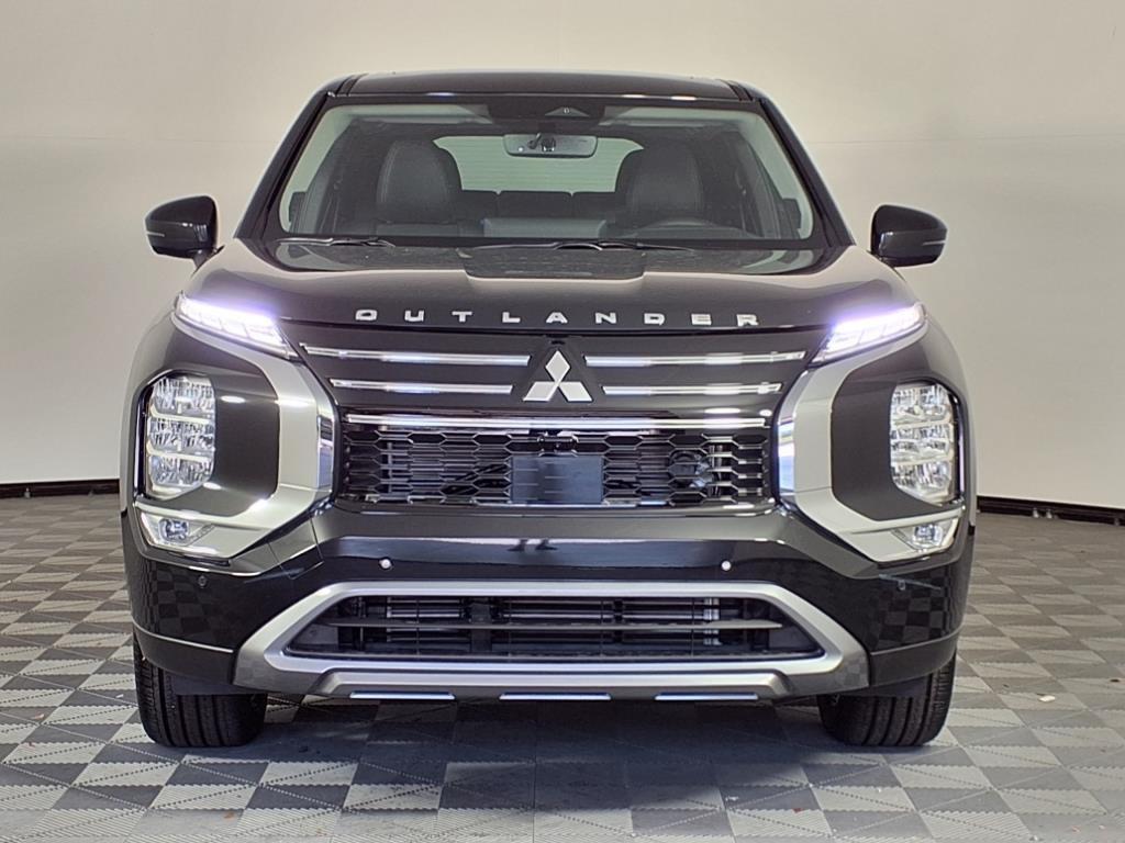 new 2025 Mitsubishi Outlander car, priced at $33,800