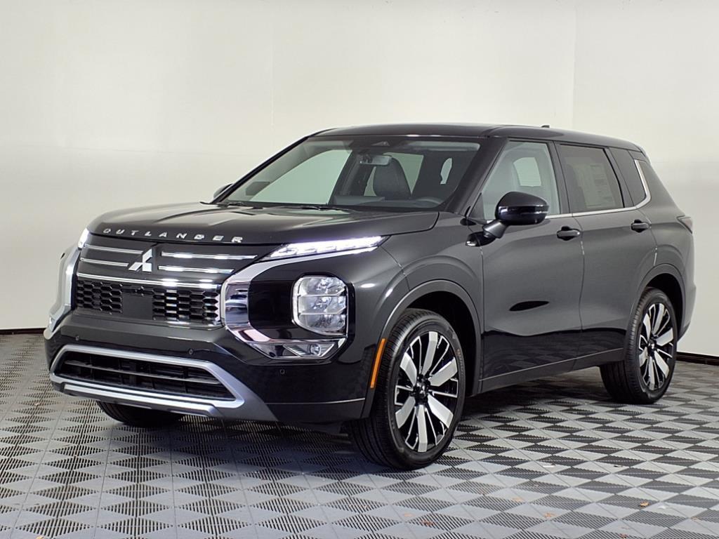 new 2025 Mitsubishi Outlander car, priced at $33,800