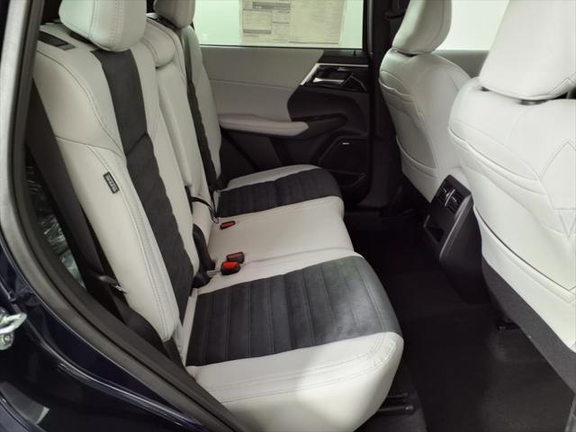 new 2025 Mitsubishi Outlander car, priced at $33,022