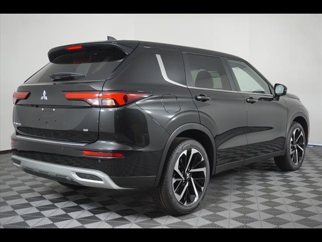 new 2024 Mitsubishi Outlander car, priced at $31,300