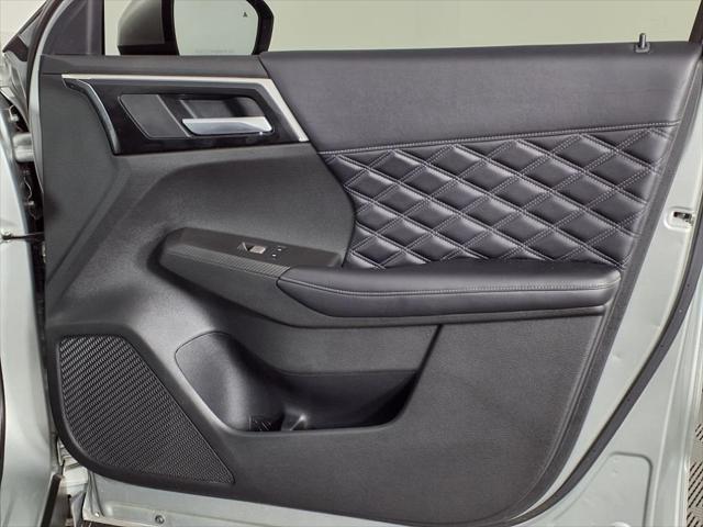 used 2023 Mitsubishi Outlander car, priced at $28,798