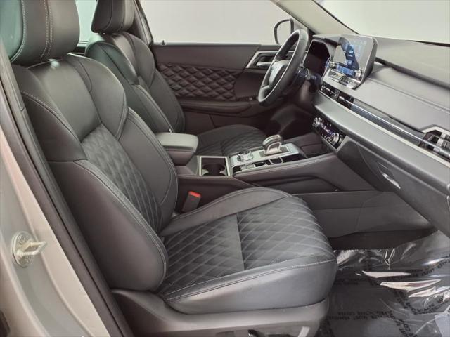 used 2023 Mitsubishi Outlander car, priced at $28,798