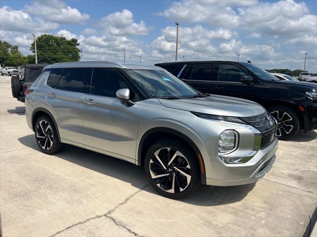 used 2023 Mitsubishi Outlander car, priced at $28,998
