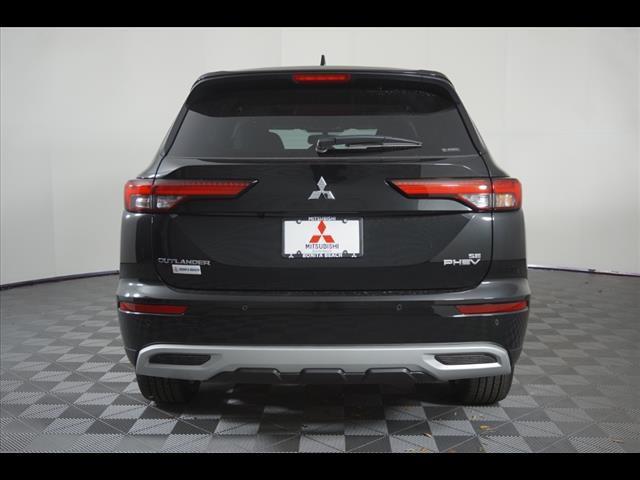 new 2025 Mitsubishi Outlander PHEV car