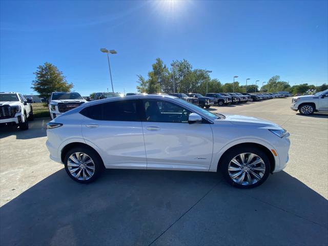 new 2025 Buick Envista car, priced at $30,645