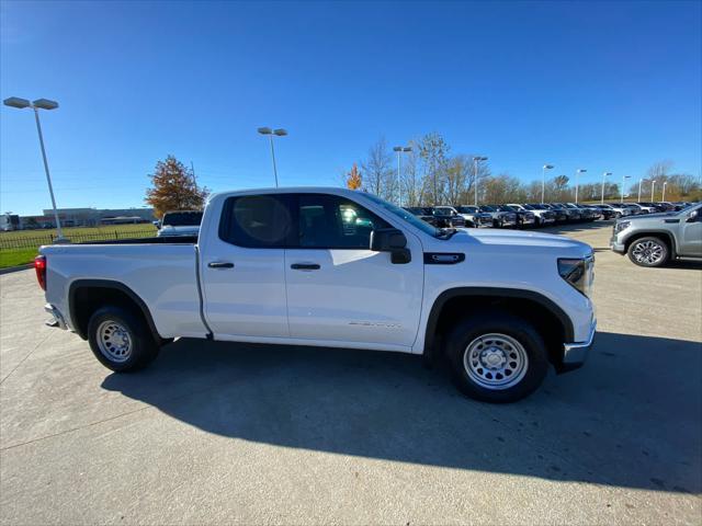 new 2025 GMC Sierra 1500 car, priced at $46,965