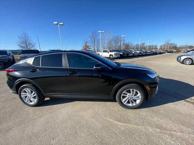 new 2025 Buick Envista car, priced at $26,080