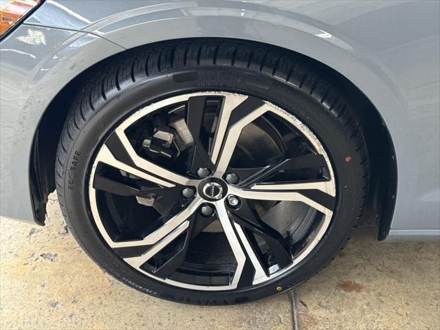 used 2024 Volvo S60 car, priced at $25,597