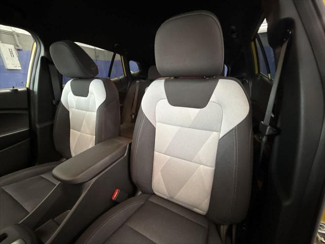used 2025 Chevrolet Trax car, priced at $23,617