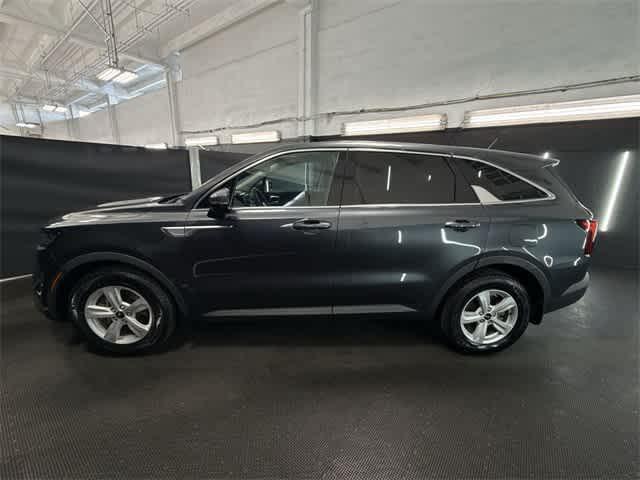 used 2022 Kia Sorento car, priced at $19,185