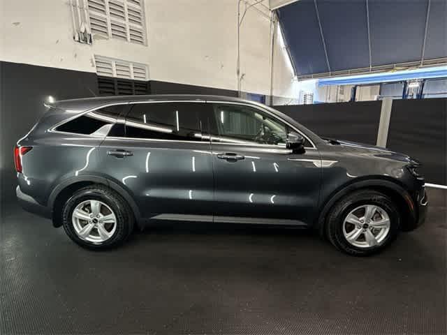 used 2022 Kia Sorento car, priced at $19,185