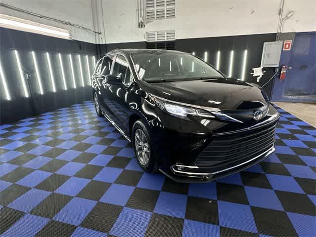 used 2023 Toyota Sienna car, priced at $39,412