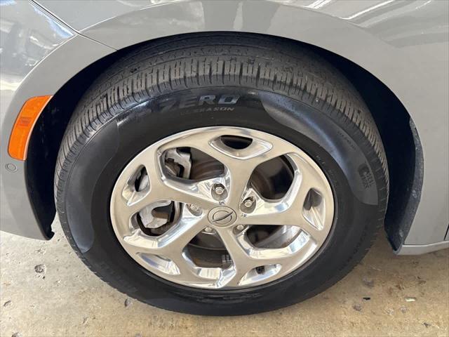 used 2022 Chrysler Pacifica car, priced at $27,499