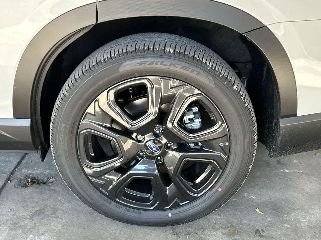 new 2025 Subaru Ascent car, priced at $51,301