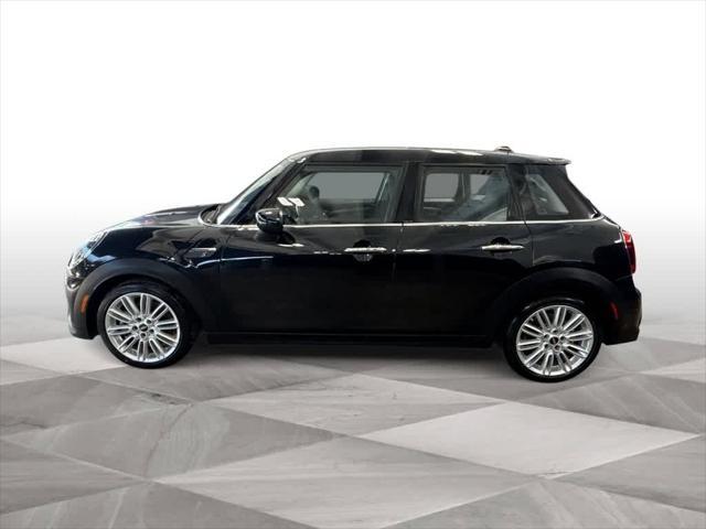 used 2024 MINI Hardtop car, priced at $22,133