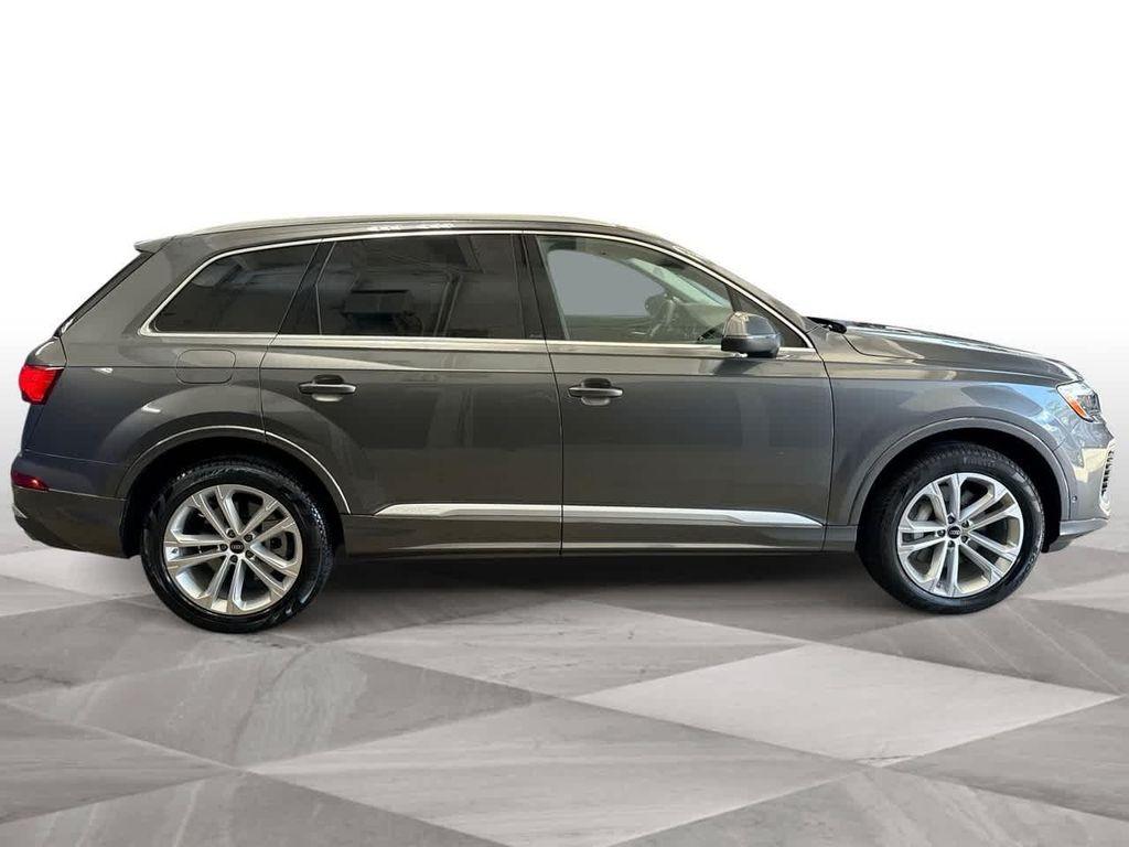 used 2025 Audi Q7 car, priced at $60,206