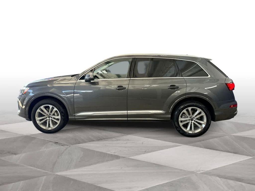 used 2025 Audi Q7 car, priced at $60,206