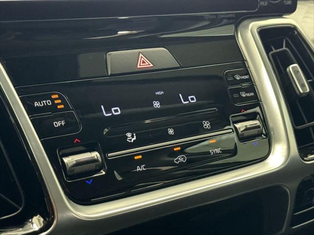 used 2023 Kia Sorento car, priced at $30,796