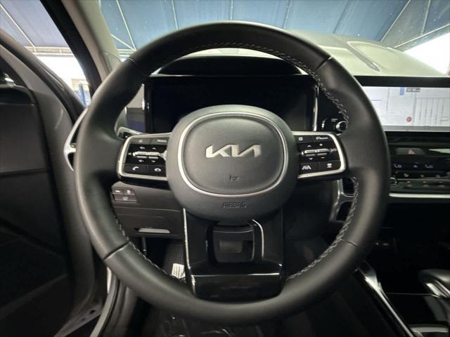 used 2023 Kia Sorento car, priced at $30,796