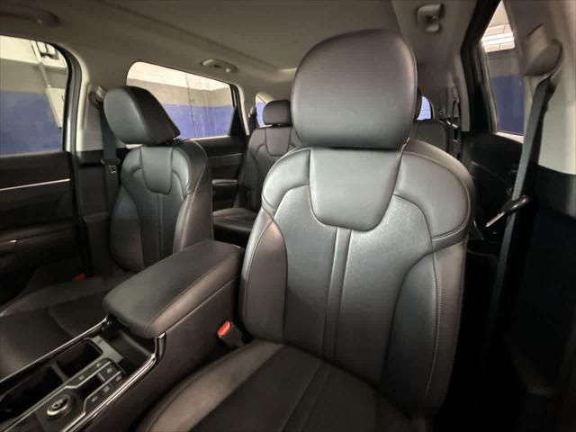 used 2023 Kia Sorento car, priced at $30,796